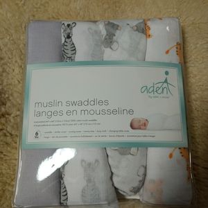 Aden and anais muslin animal print swaddles
